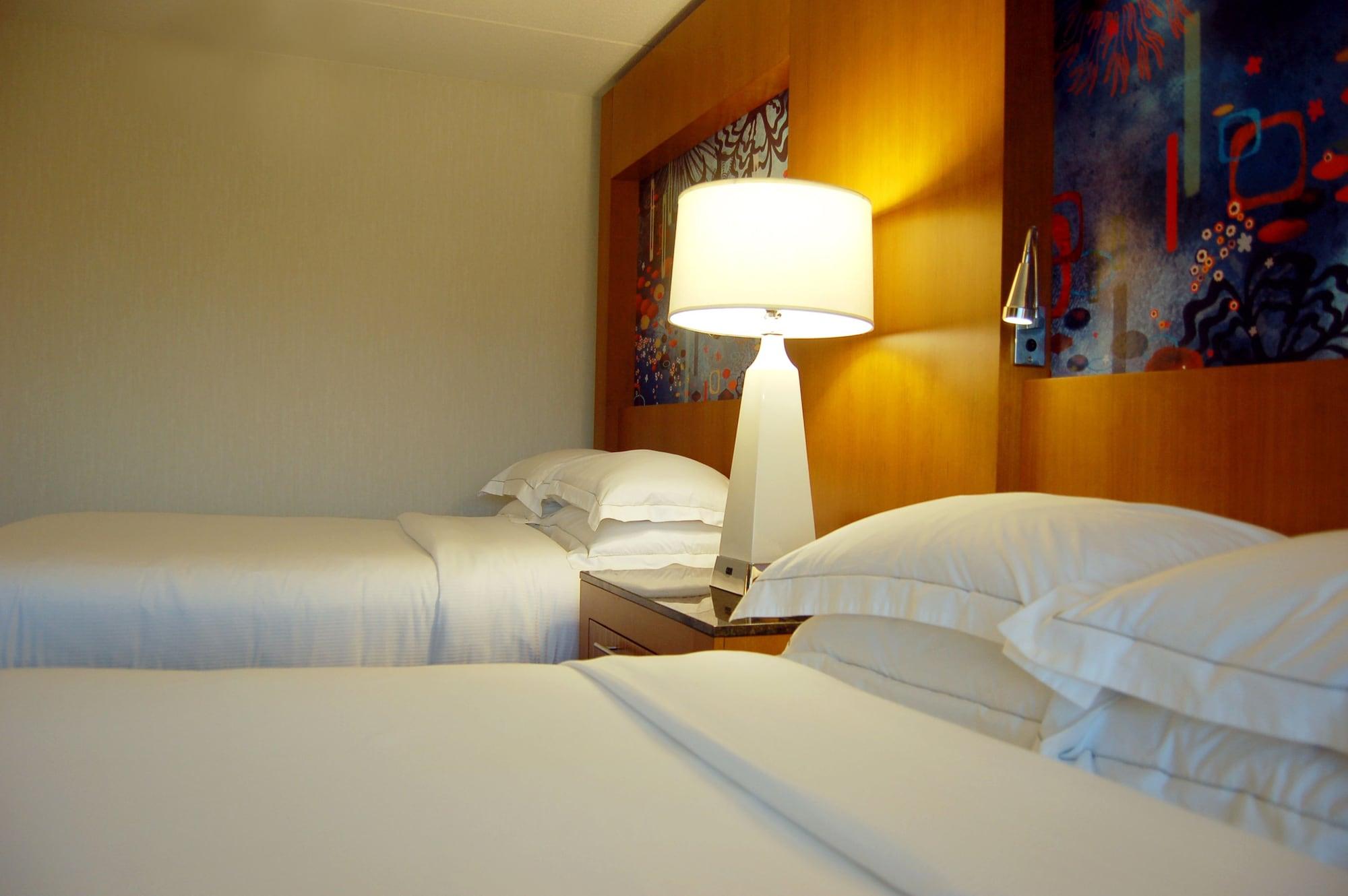 ฮิลตั้นลองไอซ์แลนด์/ฮันทิงตั้น โฮเต็ล Hotel เมลวิลล์ ภายนอก รูปภาพ
